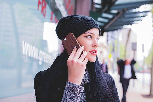 girl on cell phone