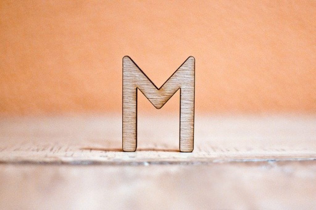 letter-3950968_640 letter cut with wood laser